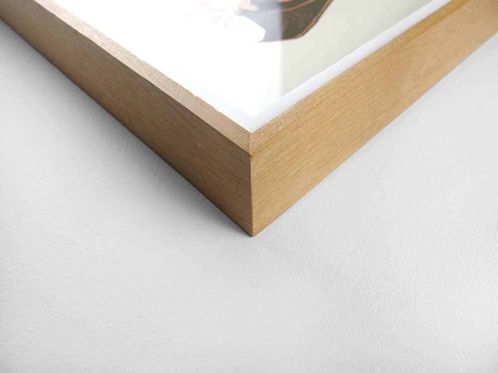 ティーガン・ホワイト - 骨が砕ける音をかき消すほど羽ばたく音が大きくなる日が来るだろう