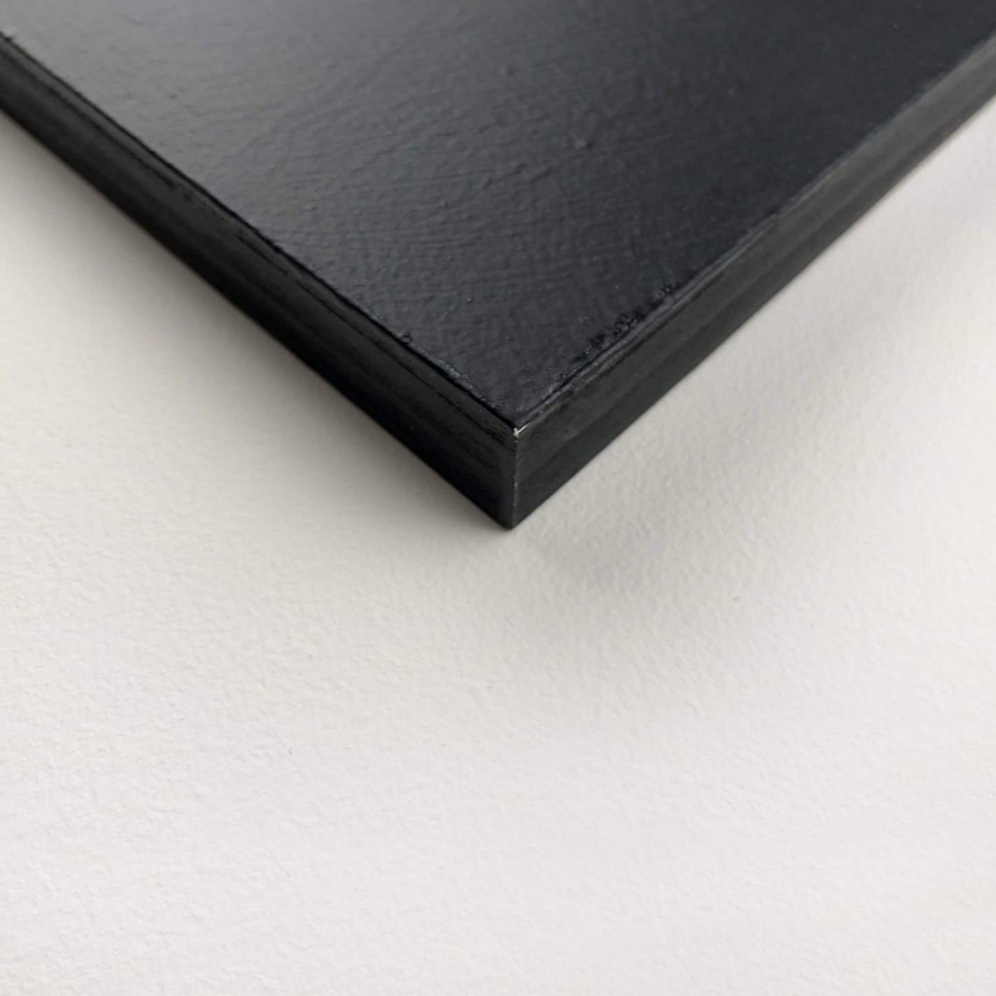 デス・P・サン - 剣を持った地面の骸骨