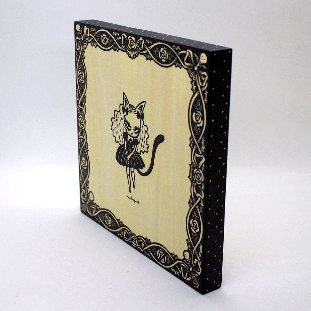 Mizna Wada - Lady Cat