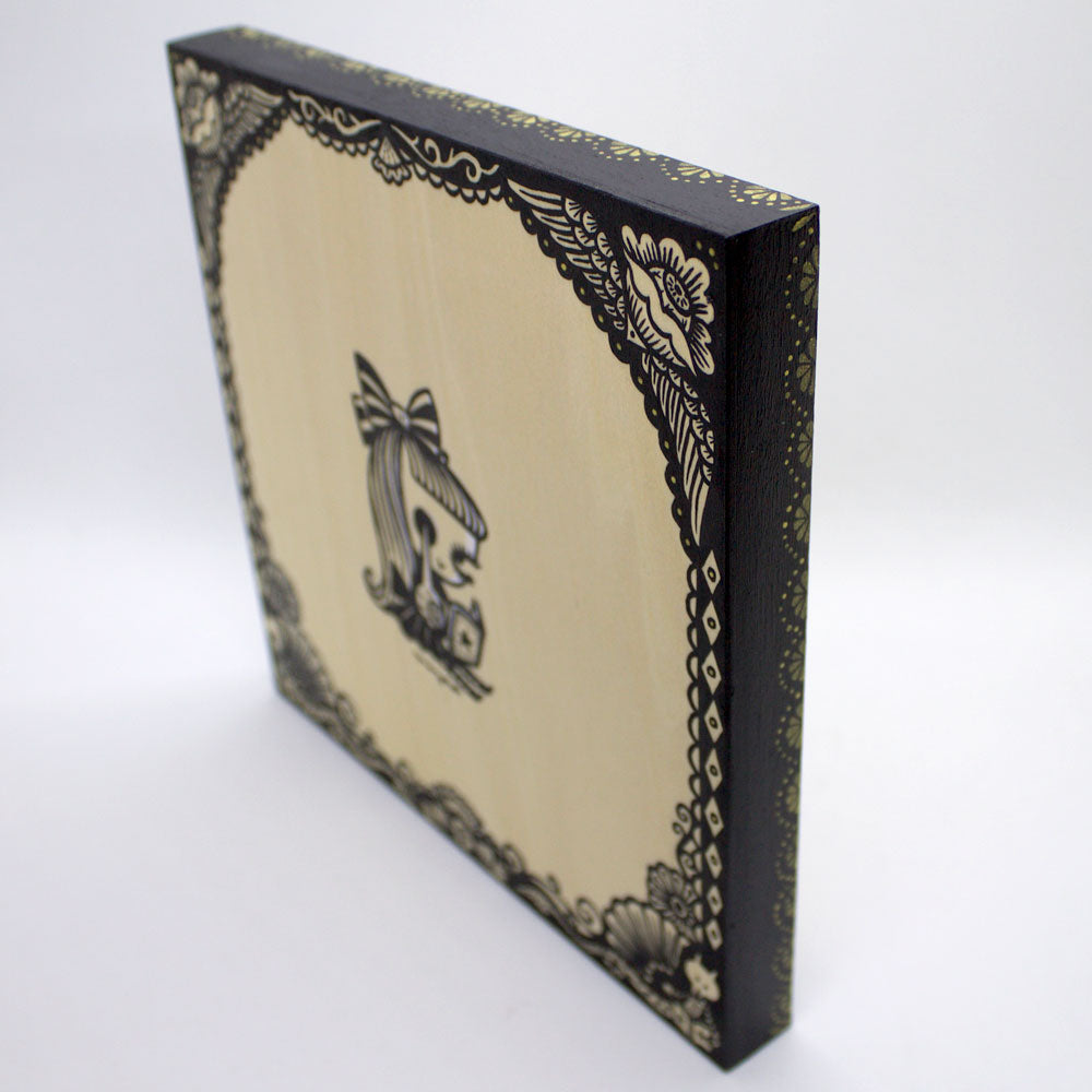 Mizna Wada - Reading Time