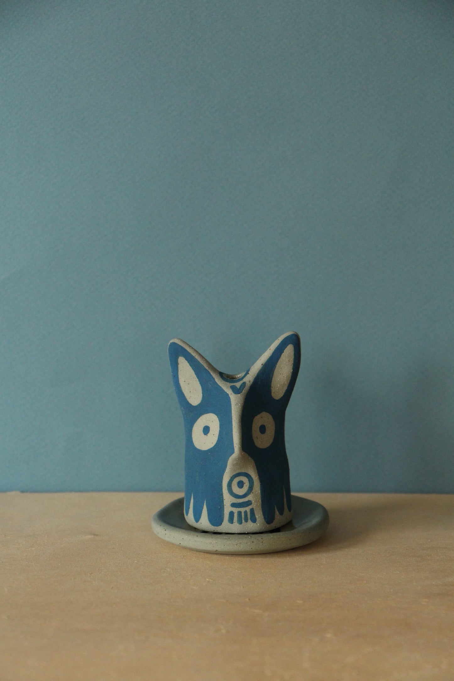 Perro y Arena - Owl Incense Burner