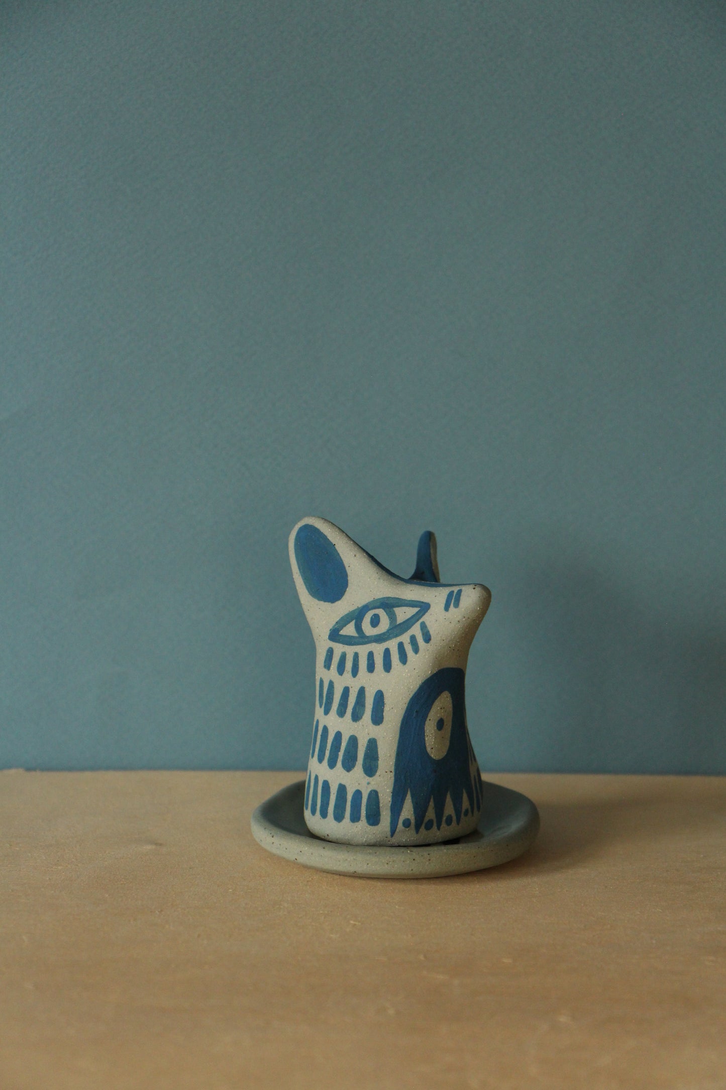 Perro y Arena - Coyote Incense Burner