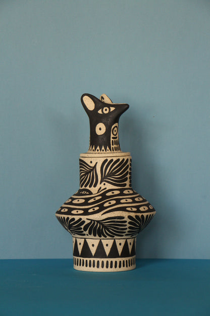 Perro y Arena - Coyote Urna 3