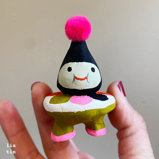 Lia Tin - Flower Pom